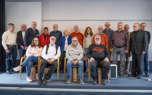 Anwesende Filmautoren und die Jury.